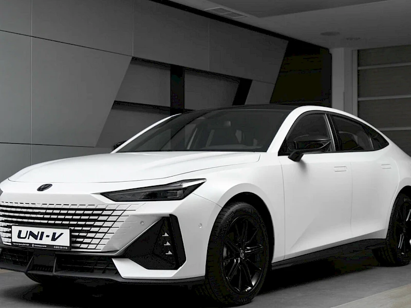 Changan UNI-V, 2024